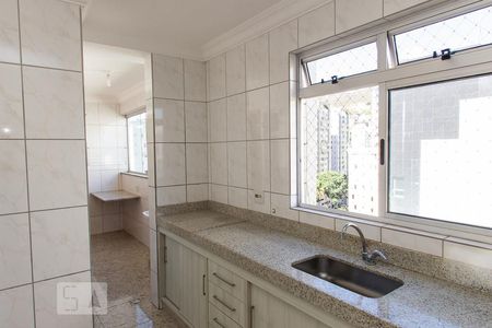 Apartamento para alugar com 120m², 3 quartos e 2 vagas Apartamento para alugar com 120m², 3 quartos e 2 vagasCozinha