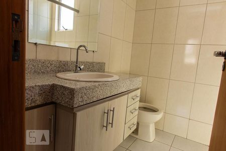 Apartamento para alugar com 120m², 3 quartos e 2 vagas Apartamento para alugar com 120m², 3 quartos e 2 vagasBanheiro Corredor