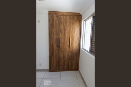 Apartamento para alugar com 120m², 3 quartos e 2 vagas Apartamento para alugar com 120m², 3 quartos e 2 vagasQuarto 2