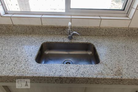 Apartamento para alugar com 120m², 3 quartos e 2 vagas Apartamento para alugar com 120m², 3 quartos e 2 vagasCozinha