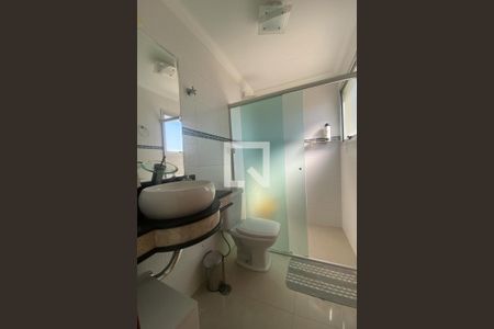 Apartamento à venda com 200m², 4 quartos e 3 vagasBanheiro da Suíte 2 Cobertura