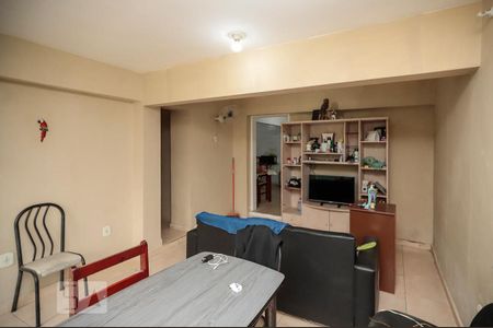 Casa à venda com 300m², 7 quartos e 4 vagas Casa à venda com 300m², 7 quartos e 4 vagasSala