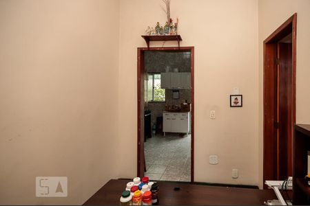 Sala de casa à venda com 7 quartos, 300m² em Piedade, Rio de Janeiro