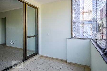 Sala de apartamento à venda com 2 quartos, 82m² em Partenon, Porto Alegre