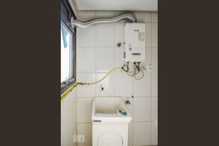 Apartamento à venda com 82m², 2 quartos e 1 vaga Apartamento à venda com 82m², 2 quartos e 1 vagaÁrea de Serviço