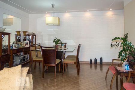 Sala de apartamento à venda com 3 quartos, 99m² em Indianópolis, São Paulo