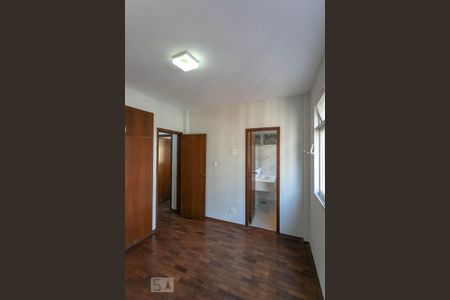 Apartamento à venda com 120m², 3 quartos e 1 vagaQuarto 3 - Suíte