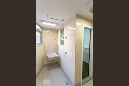 Apartamento à venda com 120m², 3 quartos e 1 vagaÁrea de Serviço