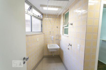 Apartamento à venda com 120m², 3 quartos e 1 vagaÁrea de Serviço