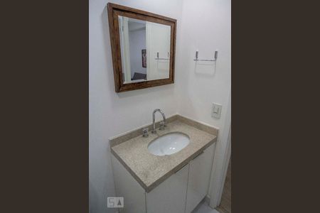 Banheiro de kitnet/studio à venda com 1 quarto, 40m² em Jardim Paulista, São Paulo