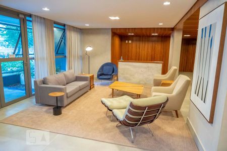 Studio à venda com 40m², 1 quarto e 1 vaga Studio à venda com 40m², 1 quarto e 1 vagaHall
