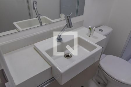 Banheiro de apartamento para alugar com 1 quarto, 49m² em Alphaville Empresarial, Barueri