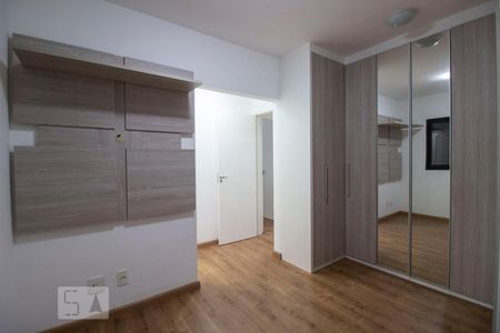 Apartamento à venda com 89m², 3 quartos e 2 vagasQuarto 3 - Armários