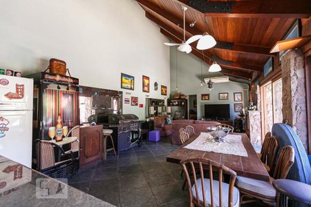 Casa à venda com 800m², 3 quartos e 5 vagasSalão de festas