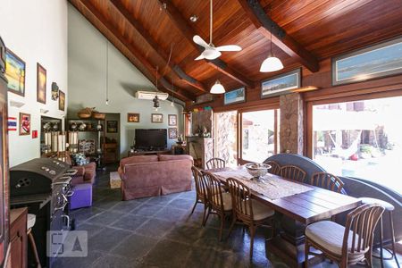 Casa à venda com 800m², 3 quartos e 5 vagasSalão de festas