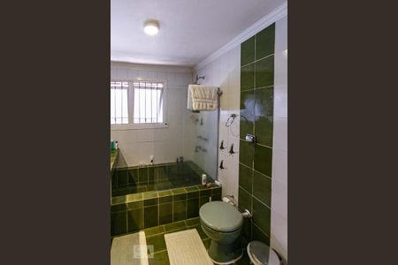 Casa à venda com 800m², 3 quartos e 5 vagasBanheiro do Quarto 3