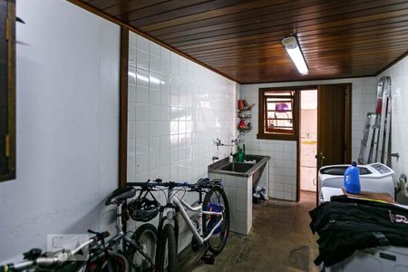 Casa à venda com 800m², 3 quartos e 5 vagasLavanderia