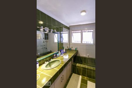 Casa à venda com 800m², 3 quartos e 5 vagasBanheiro do Quarto 3