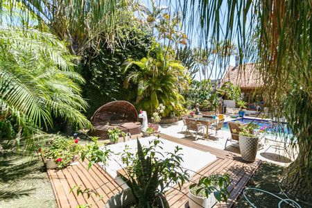 Casa à venda com 800m², 3 quartos e 5 vagasPiscina