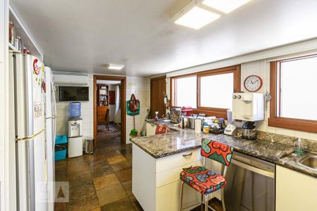 Casa à venda com 800m², 3 quartos e 5 vagasCozinha