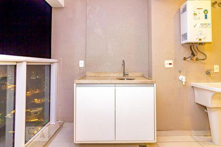 Apartamento para alugar com 35m², 1 quarto e 1 vagaÁrea de Serviço