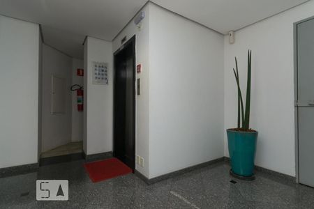 Apartamento para alugar com 155m², 1 quarto e 1 vagaHall social