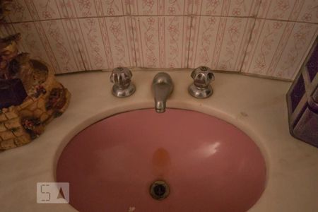 Casa para alugar com 600m², 4 quartos e 4 vagasBanheiro da Suíte 2