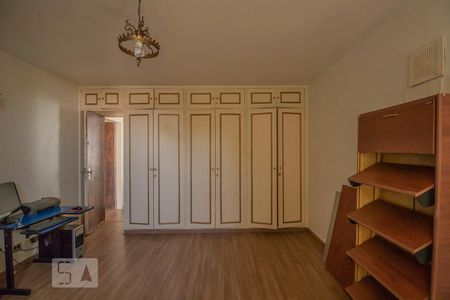 Casa para alugar com 600m², 4 quartos e 4 vagasQuarto 1