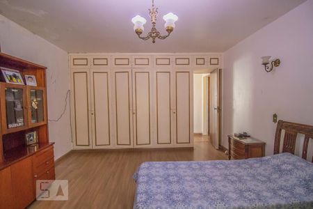 Casa para alugar com 600m², 4 quartos e 4 vagasQuarto 2