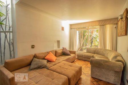 Sala de casa para alugar com 4 quartos, 600m² em Planalto Paulista, São Paulo