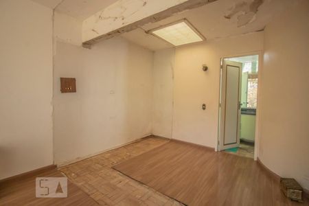 Casa para alugar com 600m², 4 quartos e 4 vagasCloset da suíte 1
