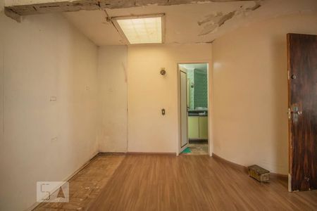 Casa para alugar com 600m², 4 quartos e 4 vagasCloset da suíte 1
