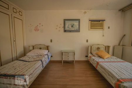 Casa para alugar com 600m², 4 quartos e 4 vagasSuíte 2