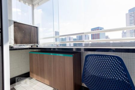 Apartamento para alugar com 27m², 1 quarto e 1 vaga Apartamento para alugar com 27m², 1 quarto e 1 vagaVaranda