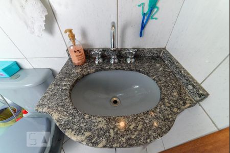 Apartamento à venda com 176m², 4 quartos e 3 vagasBanheiro da Suíte - Detalhes