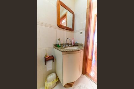 Apartamento à venda com 176m², 4 quartos e 3 vagasBanheiro Social