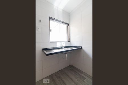 Pia de casa de condomínio para alugar com 1 quarto, 35m² em Vila Sao Geraldo, São Paulo