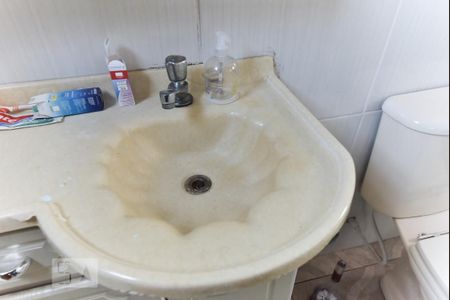 Casa à venda com 400m², 3 quartos e 2 vagasBanheiro da Suíte 2