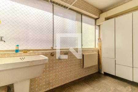 Apartamento à venda com 130m², 3 quartos e 1 vagaÁrea de Serviço