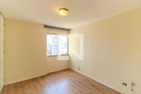 Apartamento à venda com 130m², 3 quartos e 1 vagaSuíte