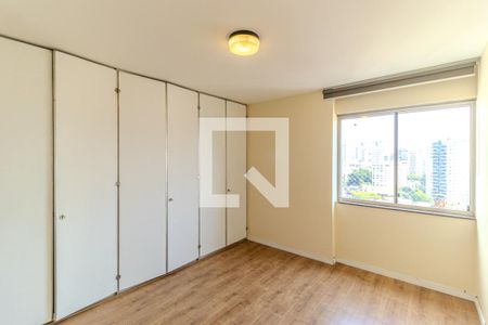 Apartamento à venda com 130m², 3 quartos e 1 vagaSuíte