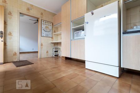Casa à venda com 360m², 4 quartos e 4 vagasCozinha