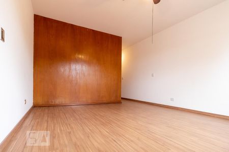 Casa à venda com 360m², 4 quartos e 4 vagasSuíte 1