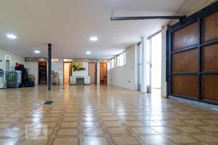 Casa à venda com 360m², 4 quartos e 4 vagasGaragem