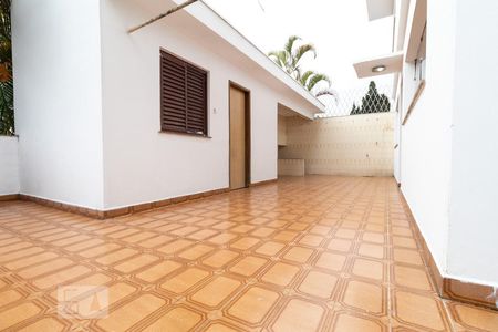 Casa à venda com 360m², 4 quartos e 4 vagasQuintal