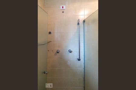 Casa à venda com 360m², 4 quartos e 4 vagasBanheiro da Suíte 2