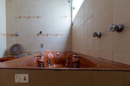 Casa à venda com 360m², 4 quartos e 4 vagasBanheiro da Suíte 1