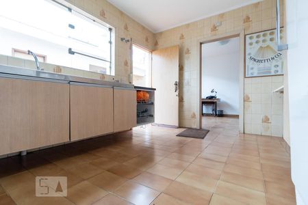 Casa à venda com 360m², 4 quartos e 4 vagasCozinha