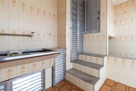 Casa à venda com 360m², 4 quartos e 4 vagasÁrea de Serviço