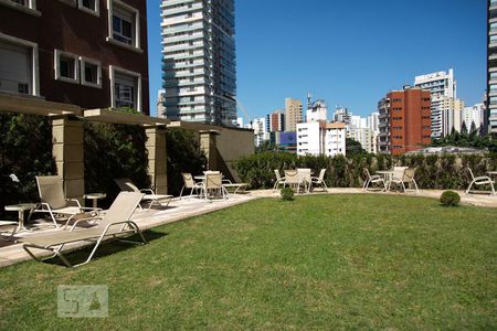 Apartamento para alugar com 60m², 1 quarto e 1 vagaEspaço da piscina